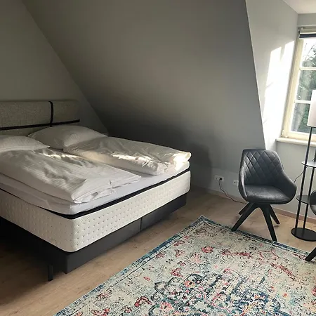 Weinhaus Woehler 3* Шверін