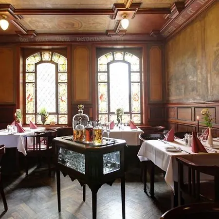 Weinhaus Woehler Шверін