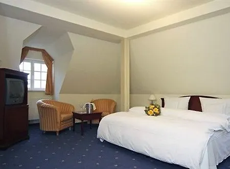 Szálloda Weinhaus Woehler 3*
