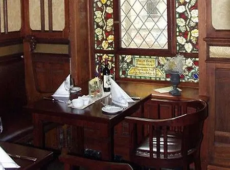 Weinhaus Woehler Szálloda