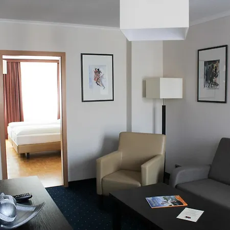 Weinhaus Woehler Otel