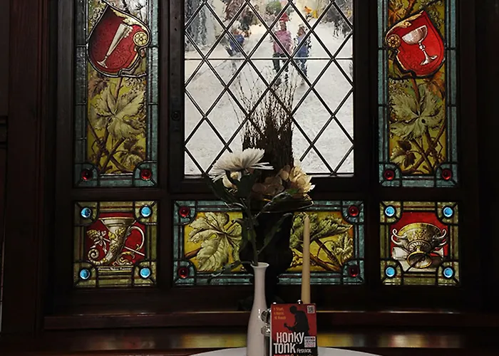 Weinhaus Woehler Hotel