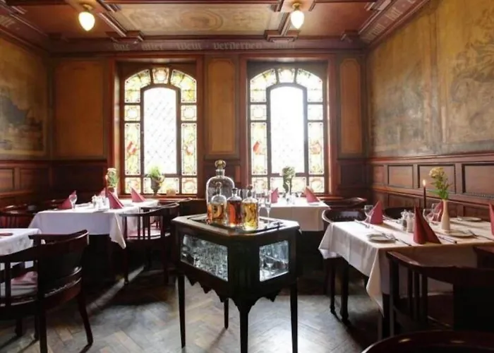 Hotel Weinhaus Woehler 3*