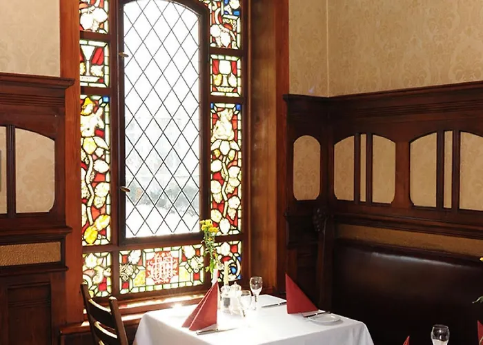 Hotel Weinhaus Woehler 3*