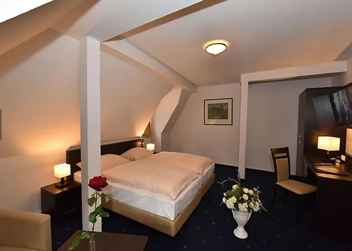 Weinhaus Woehler Hotel